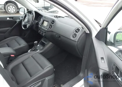 2016 Volkswagen Tiguan S z USA, uszkodzony, nr VIN WVGBV7AX1GW525909